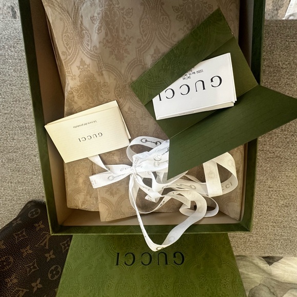 Gucci woman’s horse-bit mules. - Picture 14 of 16